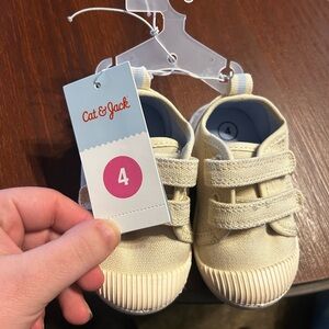 Cat & Jack Kids Beige Sneakers